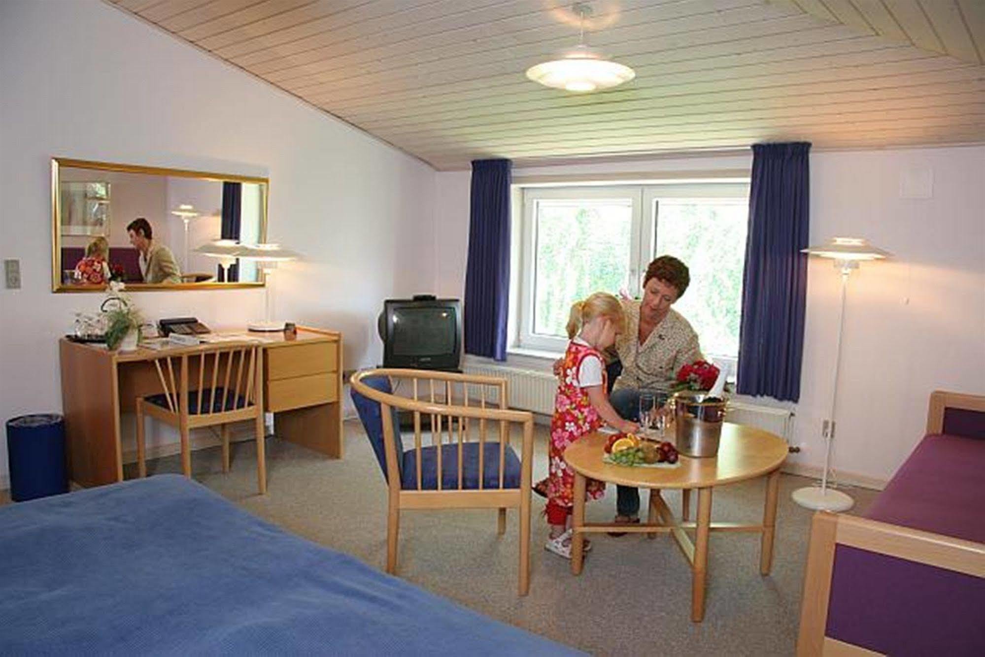 Agerskov Kro & Hotel Екстер'єр фото
